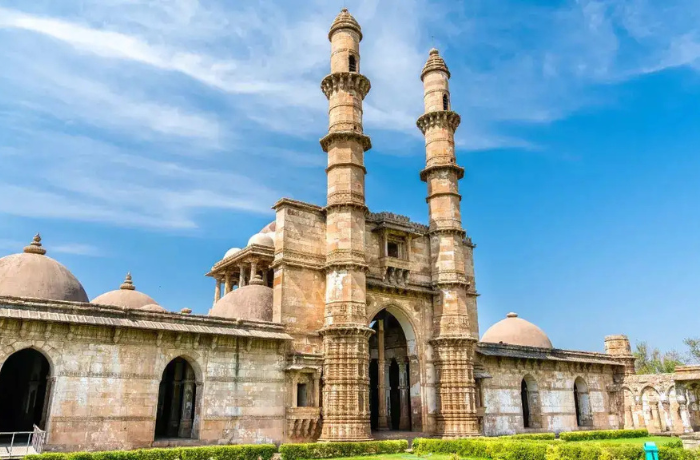 Champaner-Pavagadh – Gujarat’s Forgotten Capital Where Hill Gods Met Sultan’s Ambitions