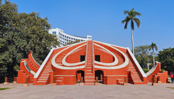Jantar Mantar – Where Time, Space, and Stone Came Together for Tea