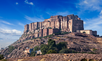 Hill Forts of Rajasthan – Six Royal Beasts That Still Guard the Desert Skies